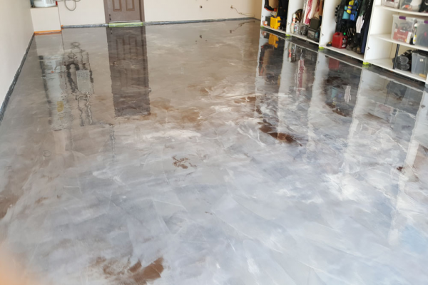 This image is the visual representation of Metalic floor finishes 24 in Epoxy Floors Pro.